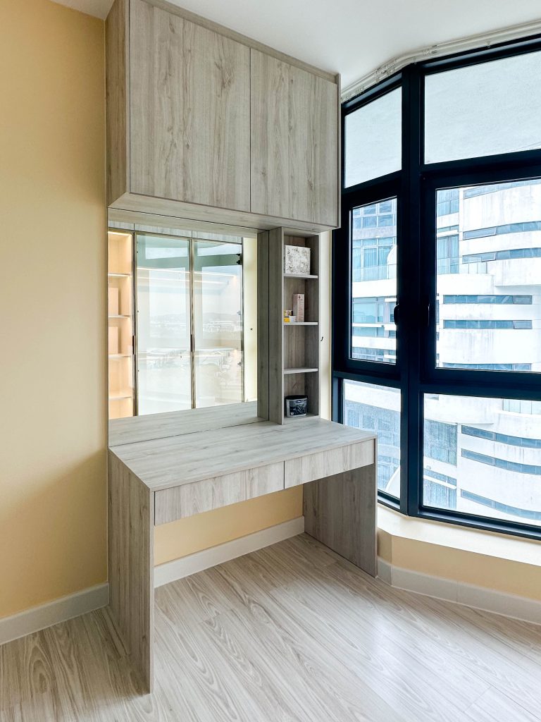 Wardrobe at Aragreeens Residence