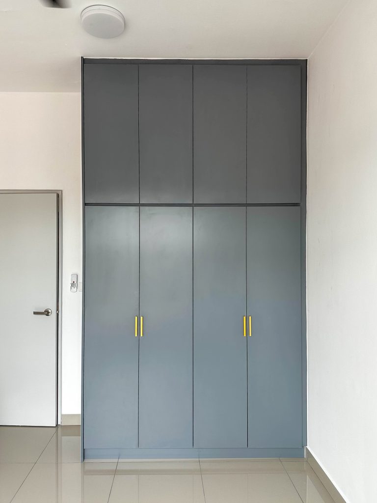 Wardrobe at V Residensi 5