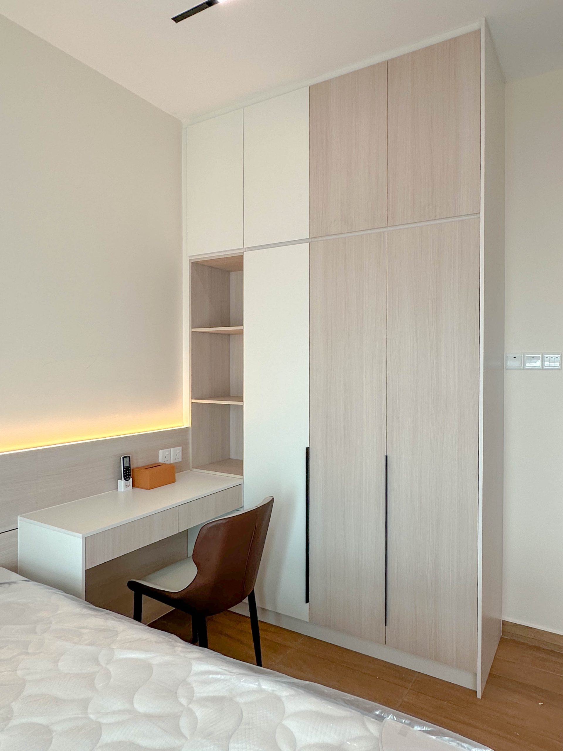 Wardrobe at Hillcrest Height