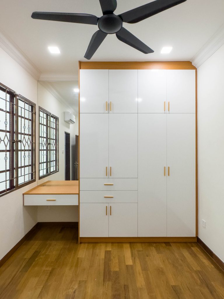 Wardrobe at Ara Damansara
