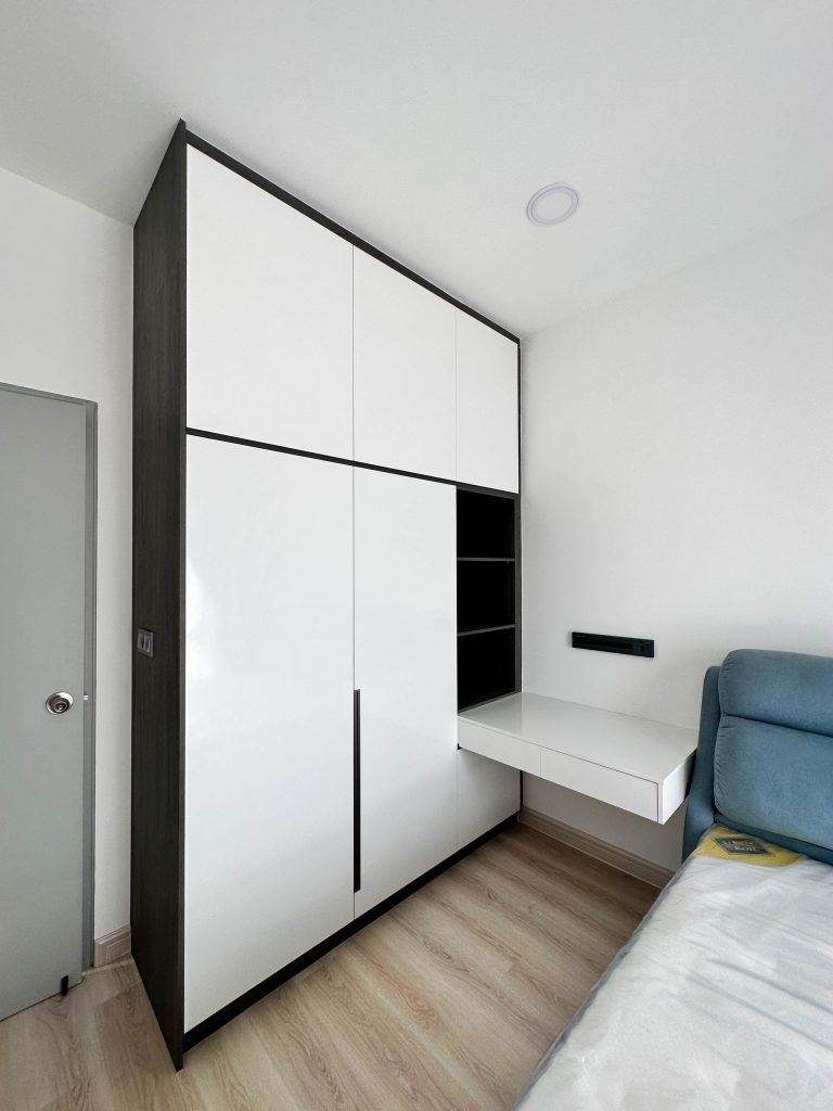 Wardrobe at V Residensi 5