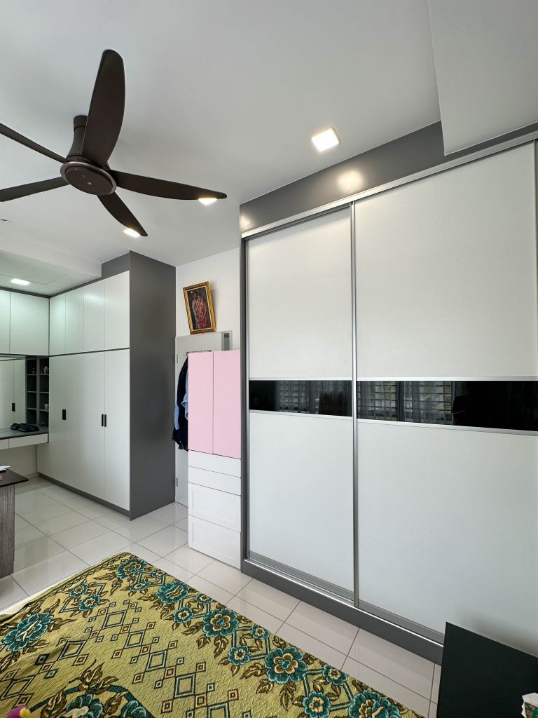 Wardrobe at Setia Ecohill