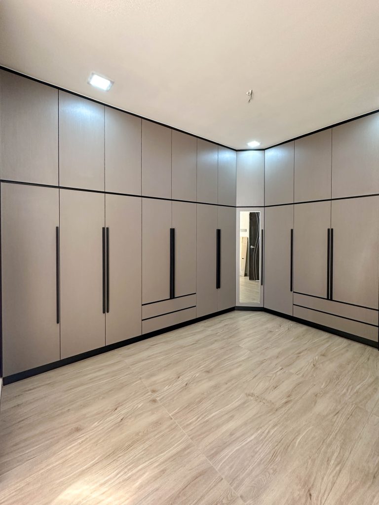 Wardrobe at Kota Emerald Rawang