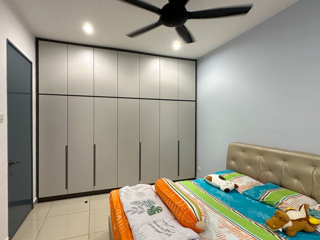 Wardrobe at Goodview Height