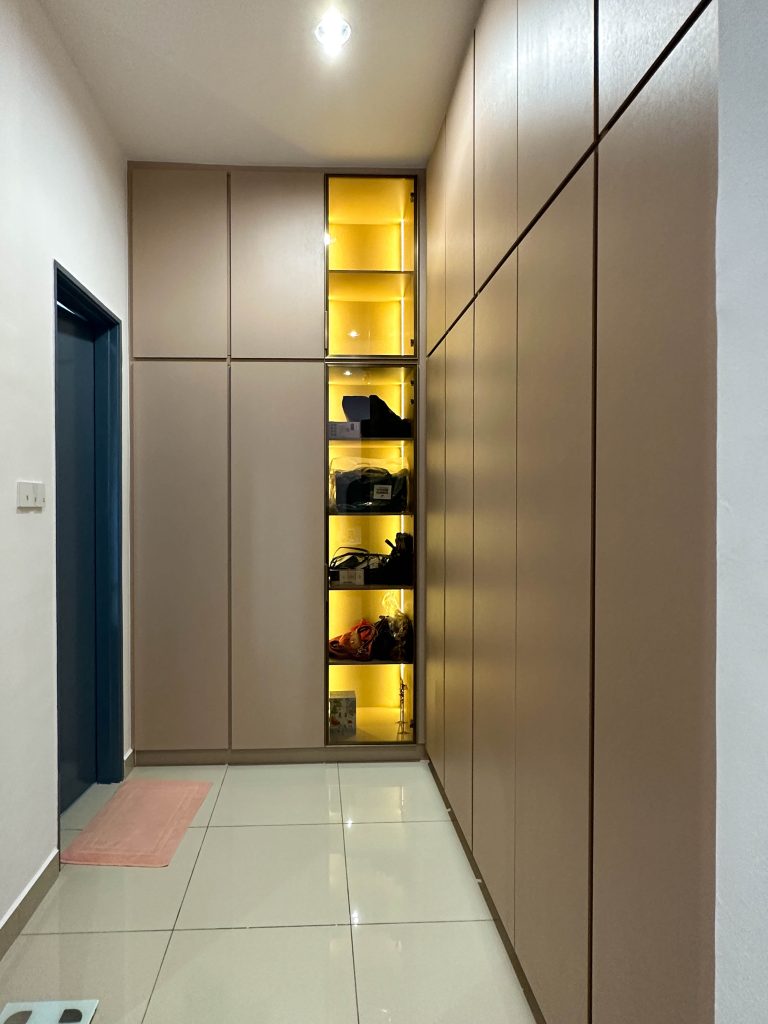 Wardrobe at Goodview Height