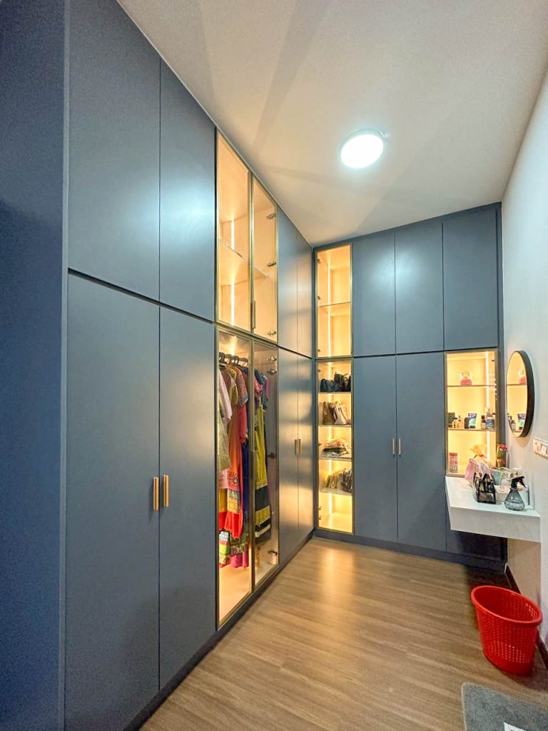 Wardrobe at Kajang East