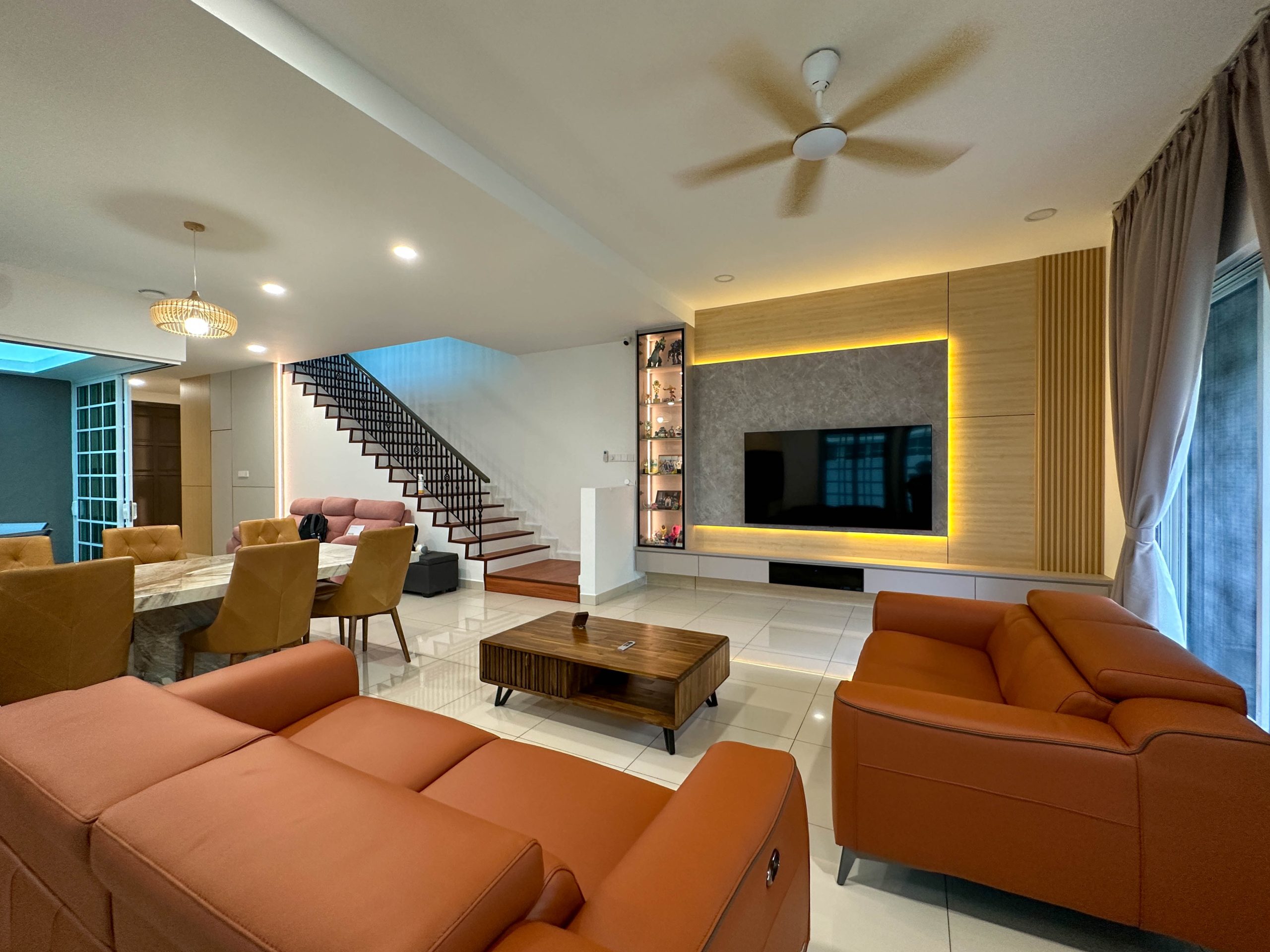 TV Cabinet at Setia Marina Cyberjaya