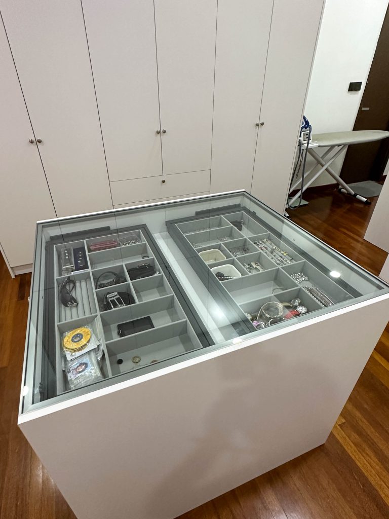 Wardrobe at Shah Alam