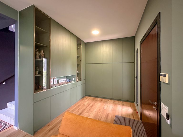 Display Cabinet at Eco Ecohill