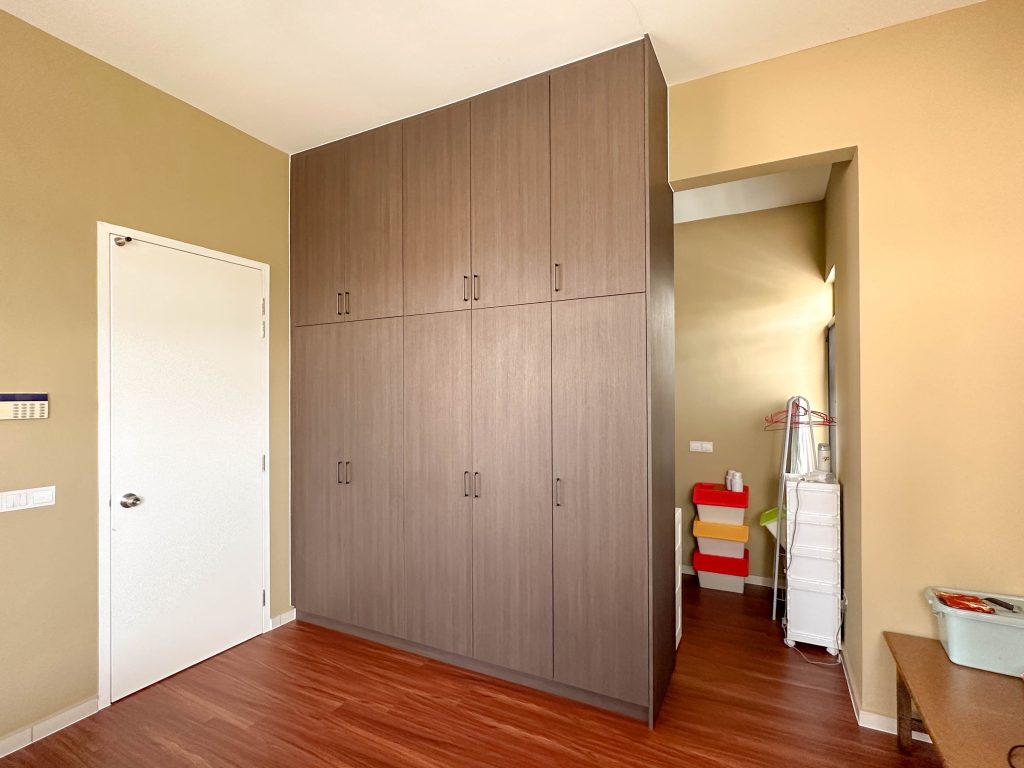 Wardrobe at Setia Ecohill