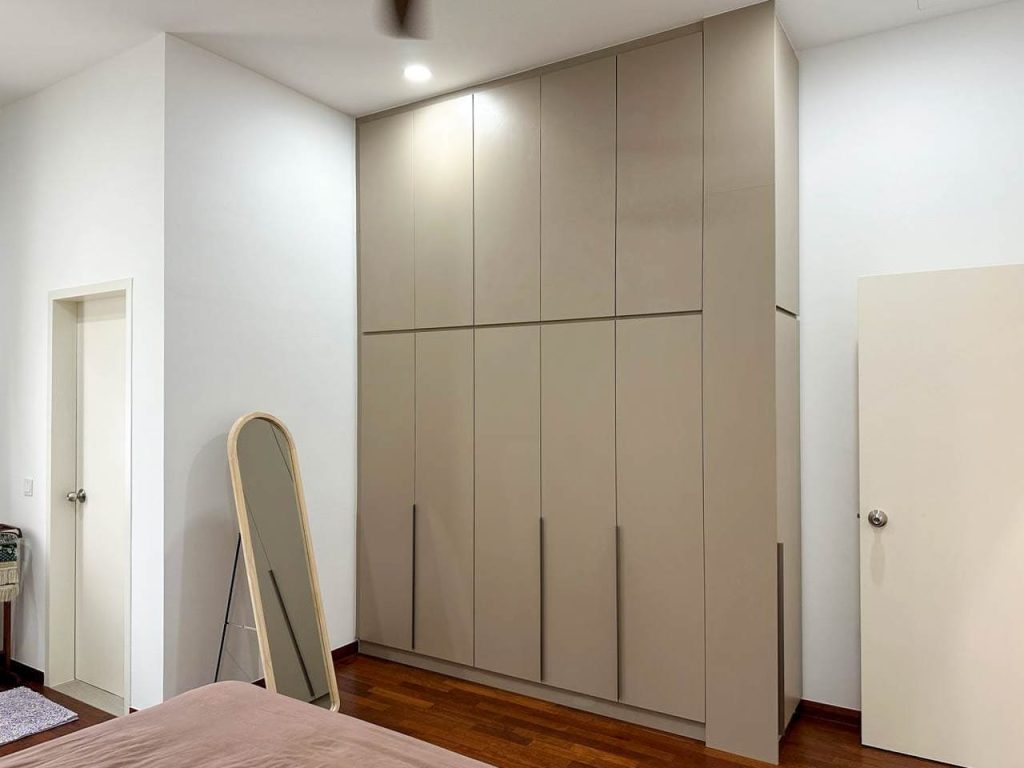 Wardrobe at Alamsari Kajang