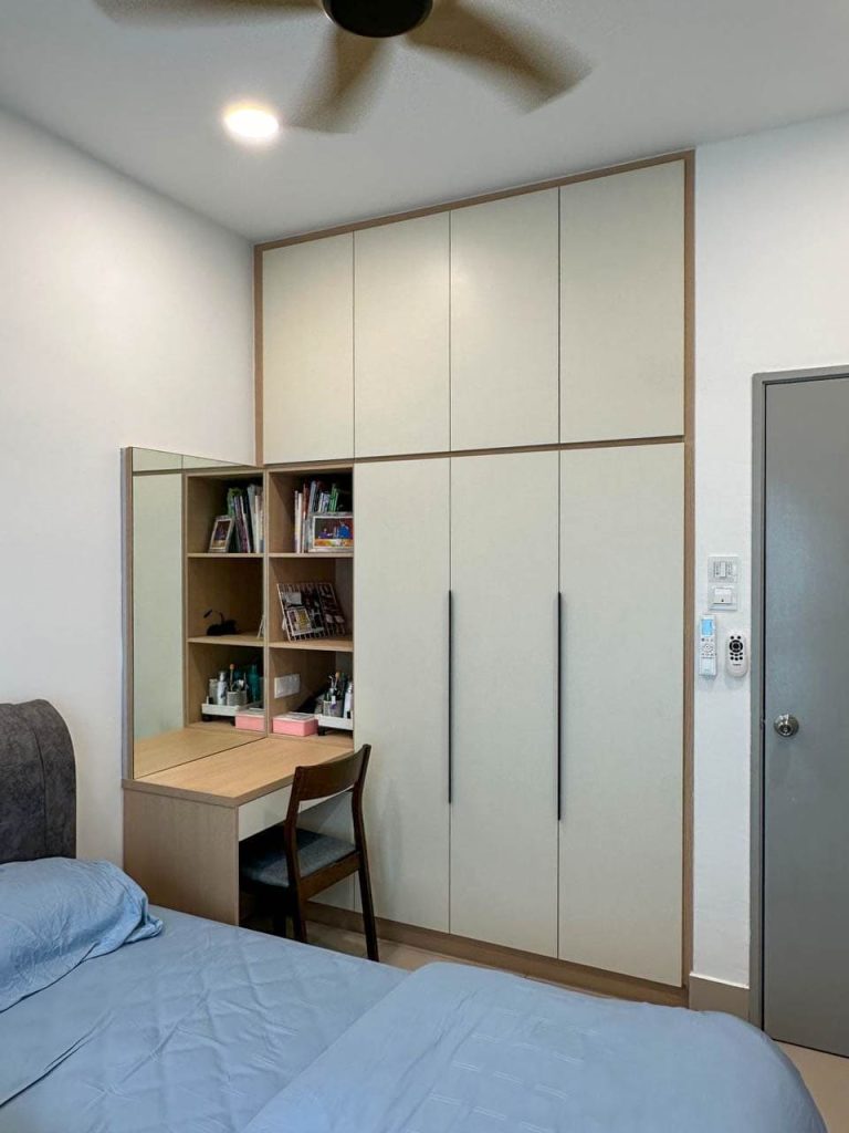 Wardrobe at Razak City Residence