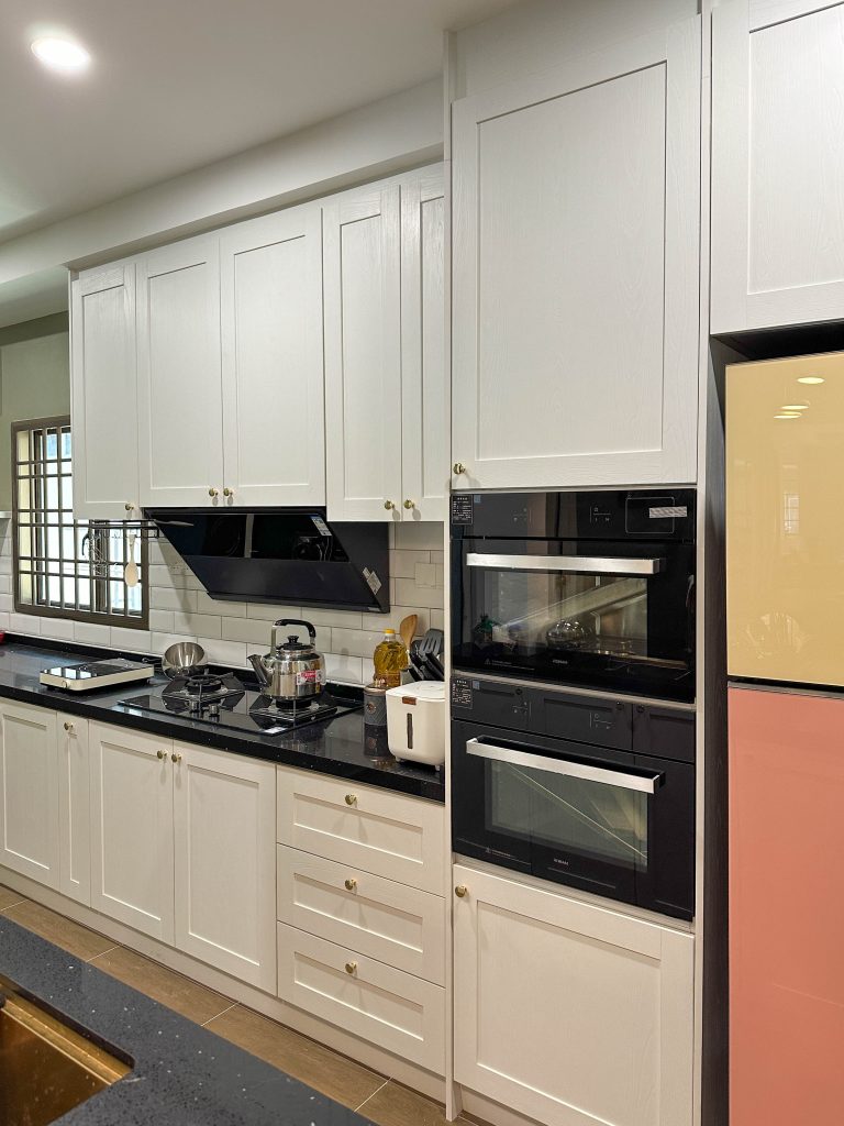 Kitchen Cabinet at Anggerik Eria