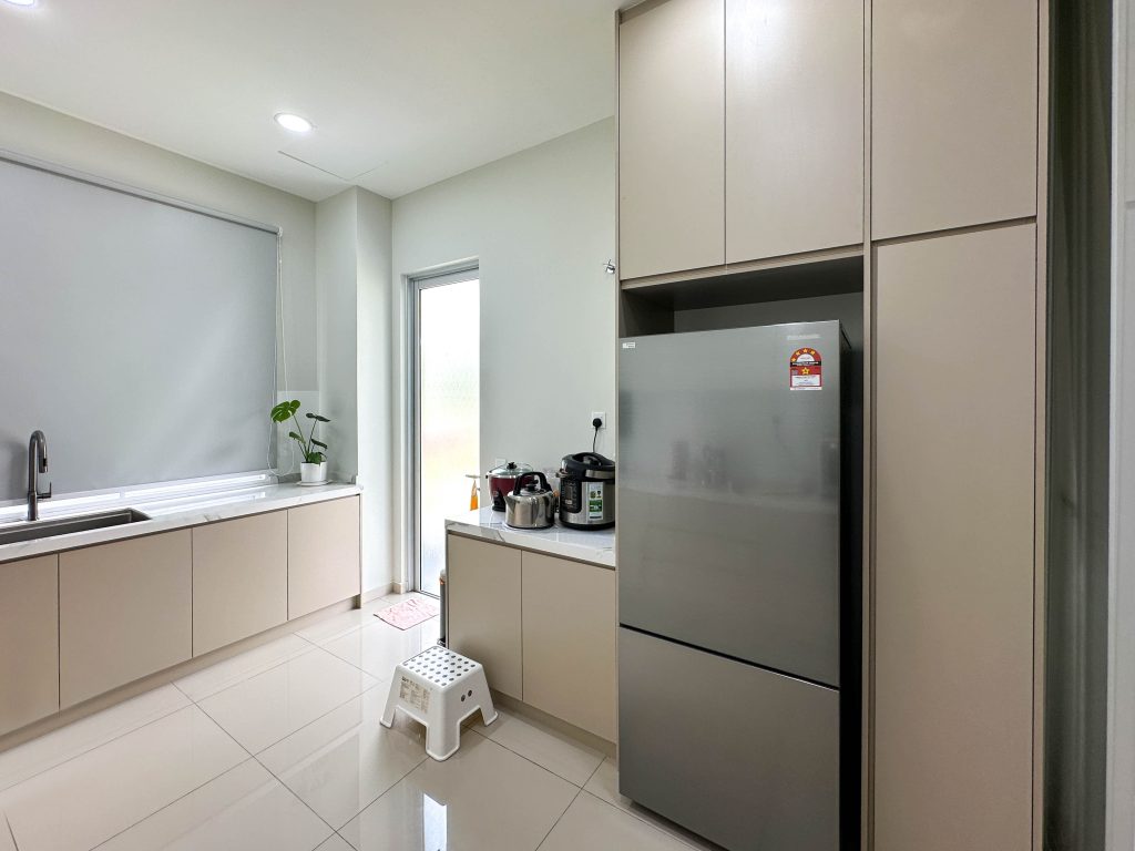 Kitchen Cabinet at Eco Forest