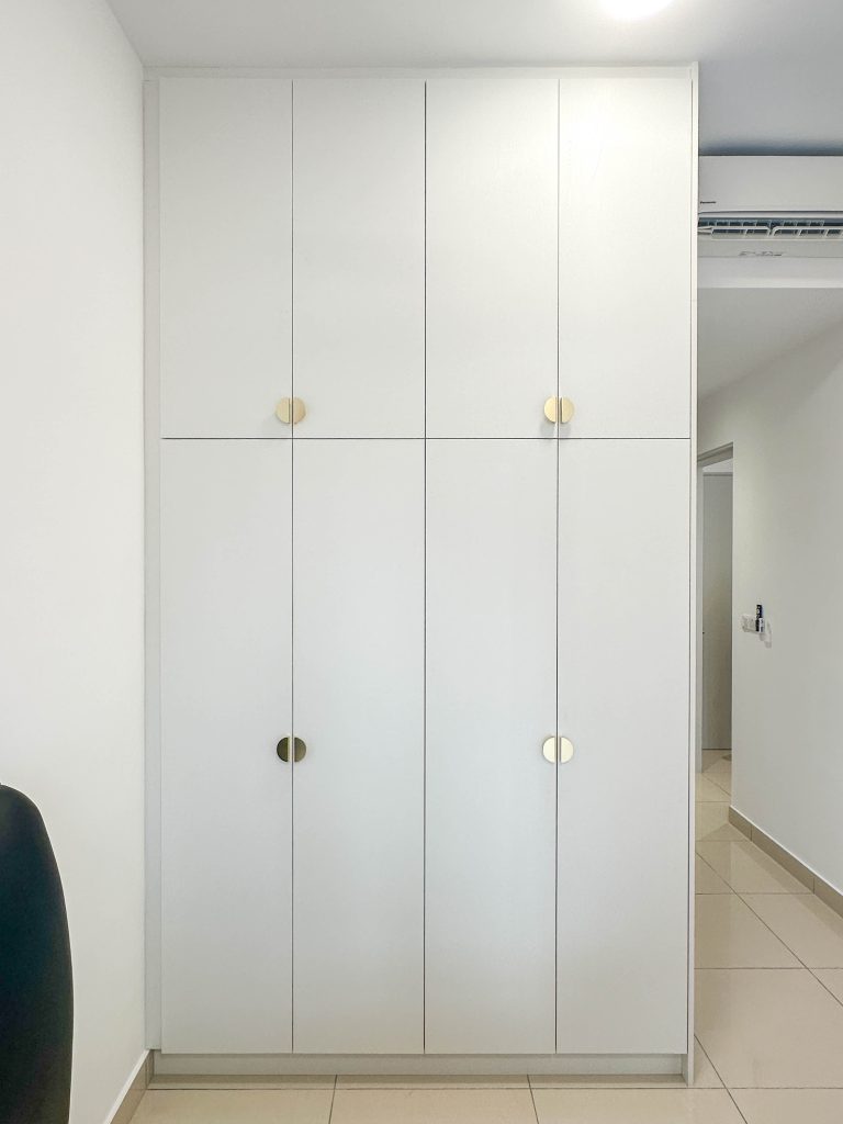 Wardrobe at Trion KL