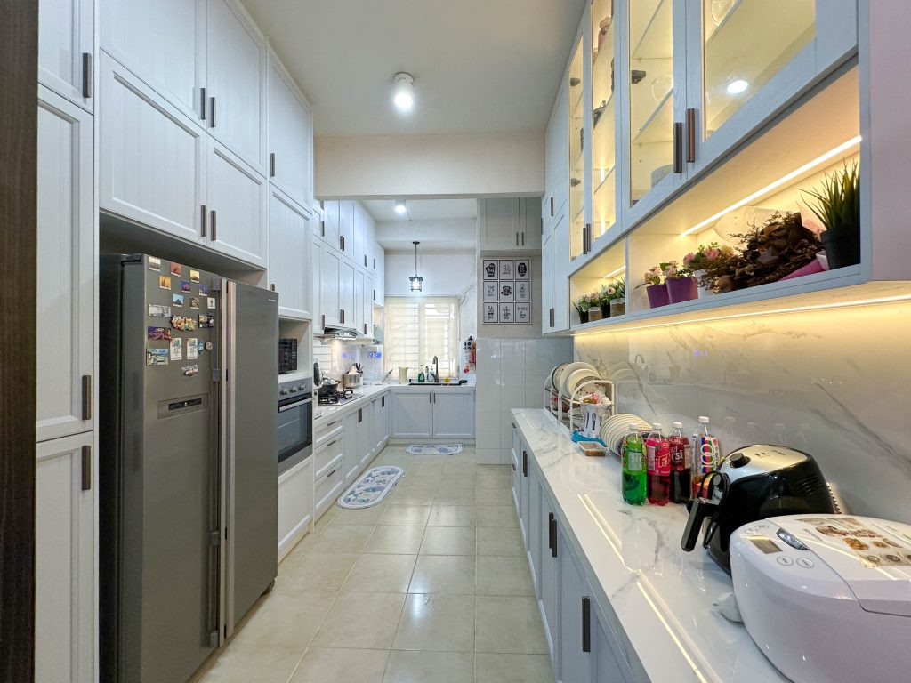 Kitchen Cabinet at Shah Alam