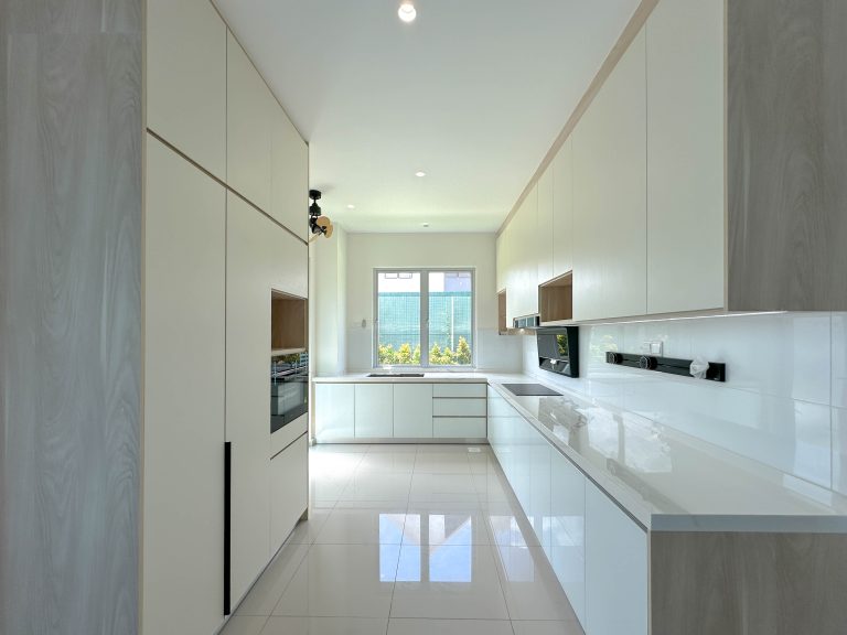 Kitchen Cabinet at Eco Forest