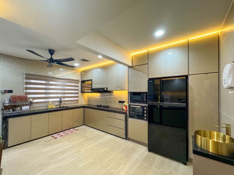 Kitchen Cabinet at Taman Sutera Kajang