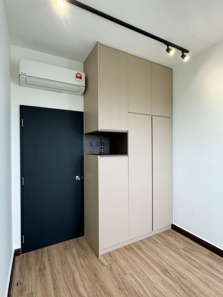 Wardrobe at Setia Seraya Residences