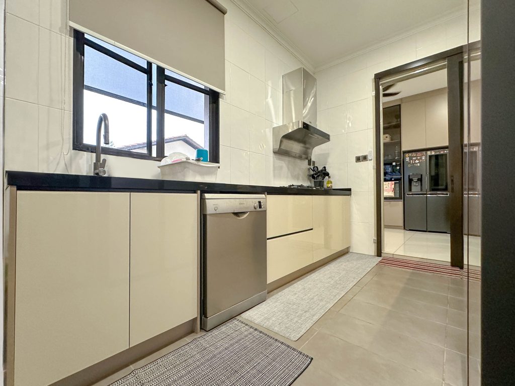 Kitchen Cabinet at Seremban