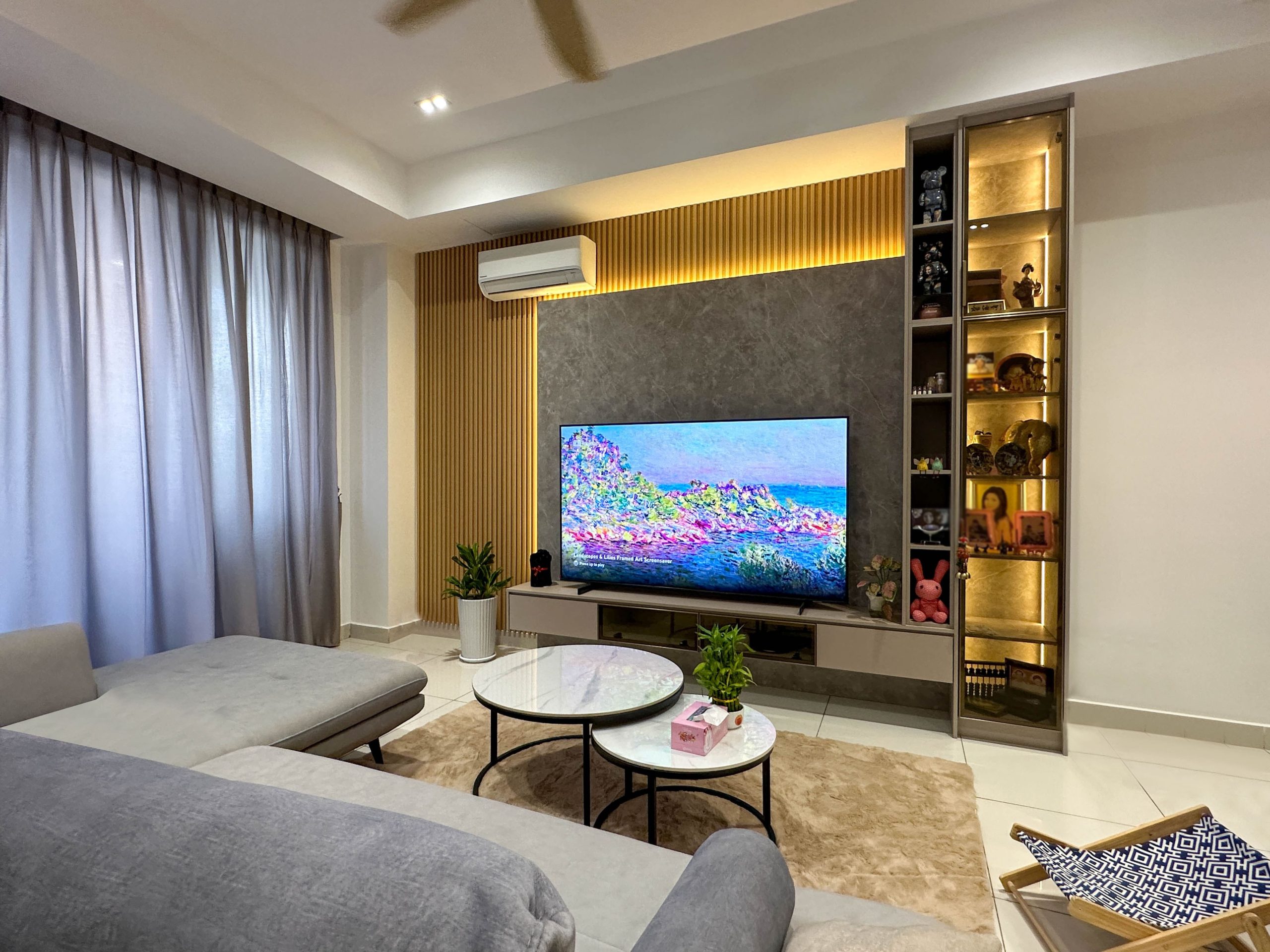 TV Cabinet at Taman Puchong Legenda