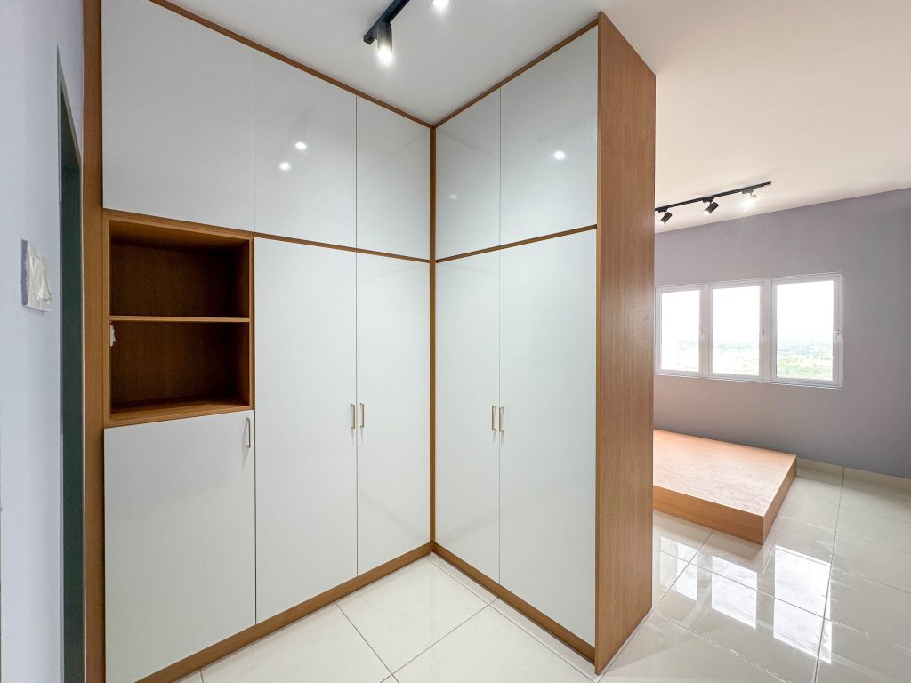 Wardrobe at Koi Prima Condo