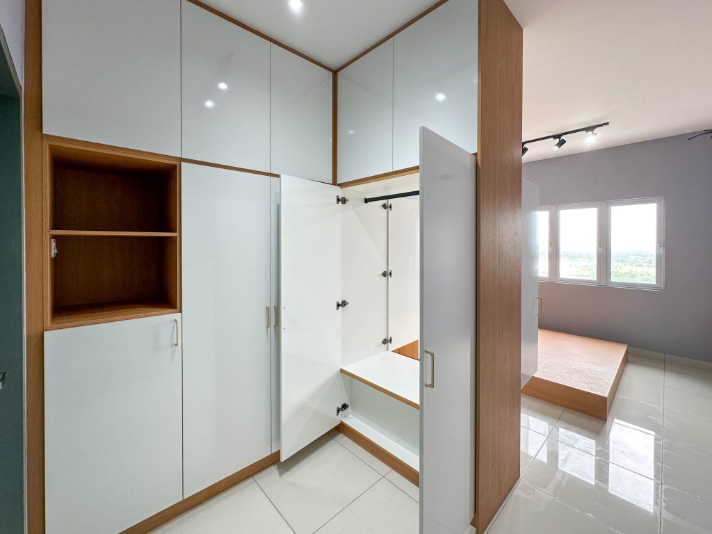 Wardrobe at Koi Prima Condo