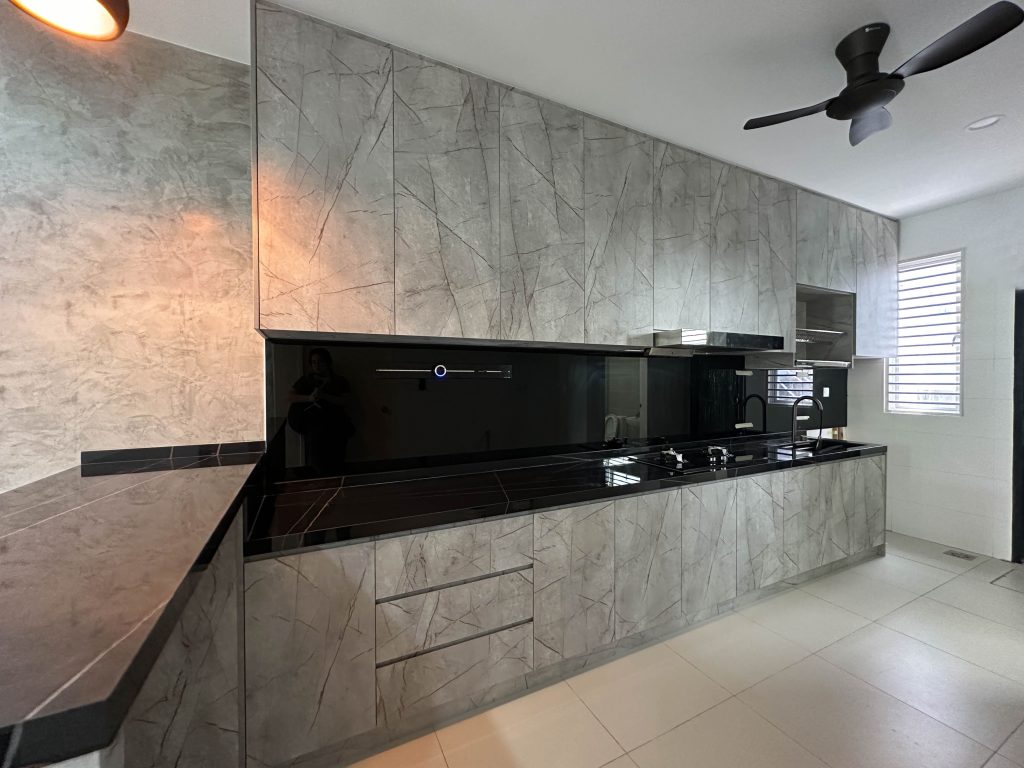 Kitchen Cabinet at Taman Tiara Sendayan