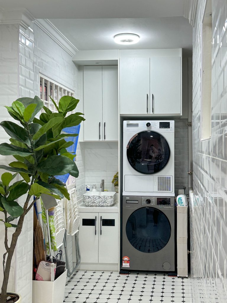 Laundry Cabinet at Desa Kolej Nilai