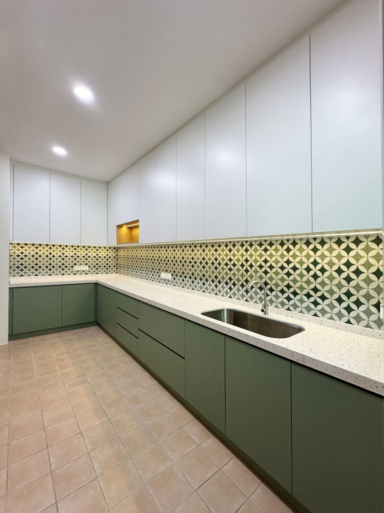 Kitchen Cabinet at Sungai Long SL9