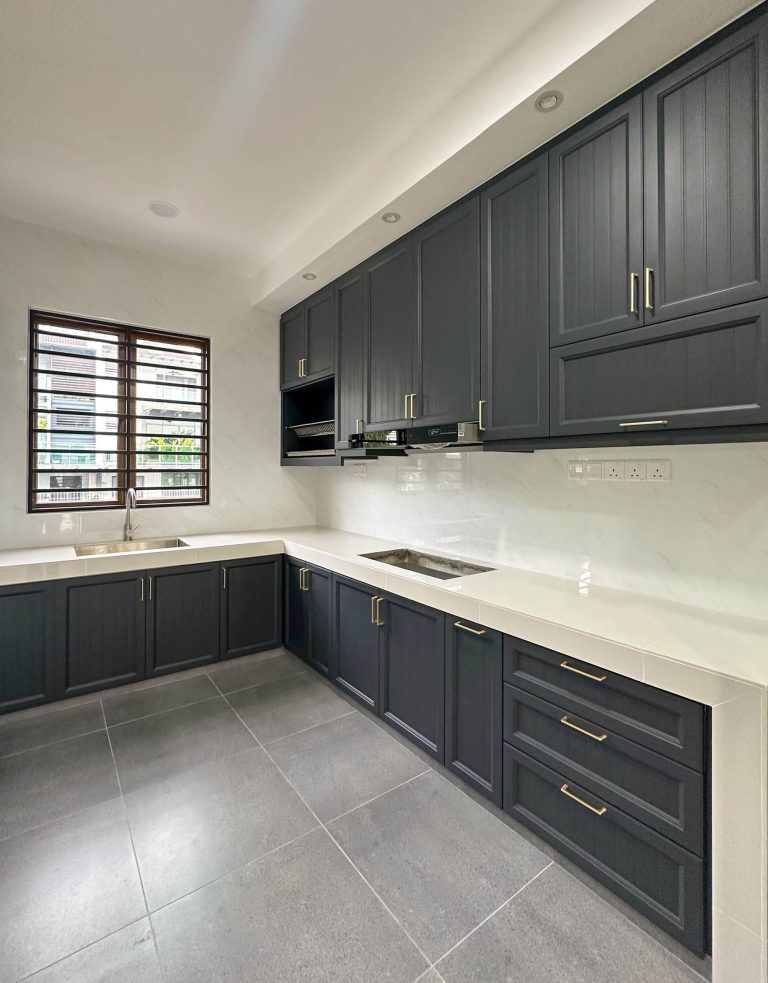 Kitchen Cabinet at 118 Residence