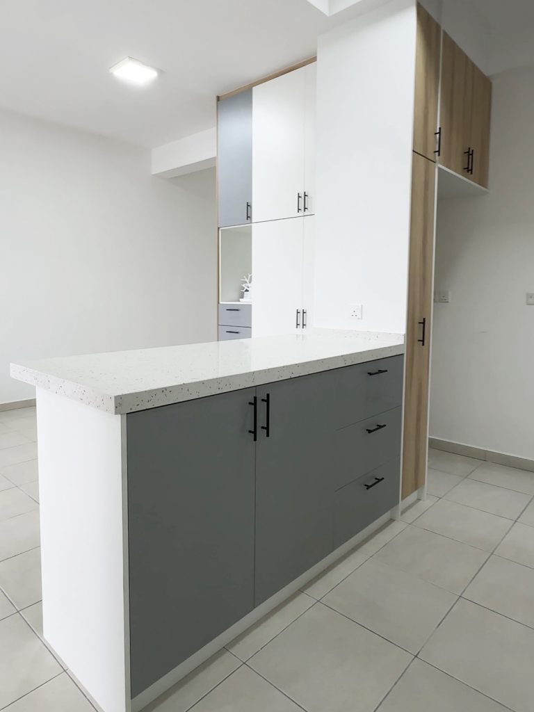 Kitchen Cabinet at JRK Senesta