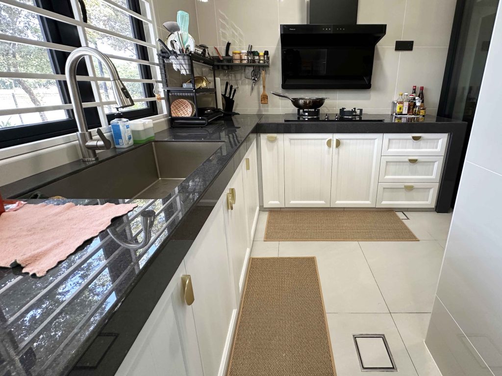 Kitchen Cabinet at Bandar Bukit Raja