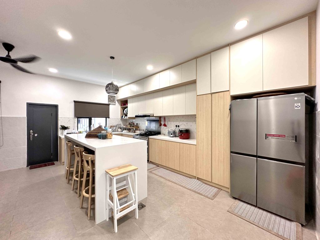 Kitchen Cabinet at Verdale Setia Alamsari
