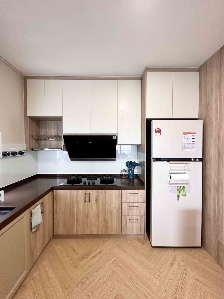 kitchen cabinet at Huni Residence
