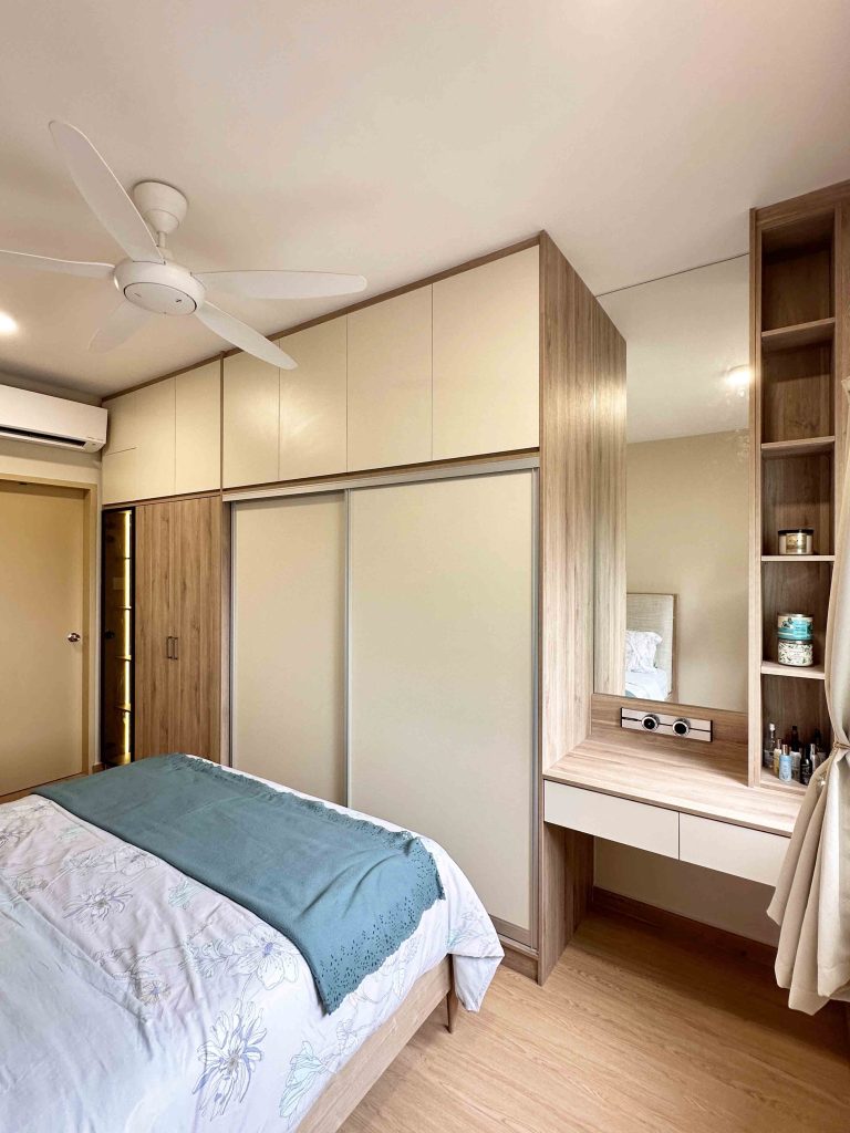 Wardrobe at Huni Residence