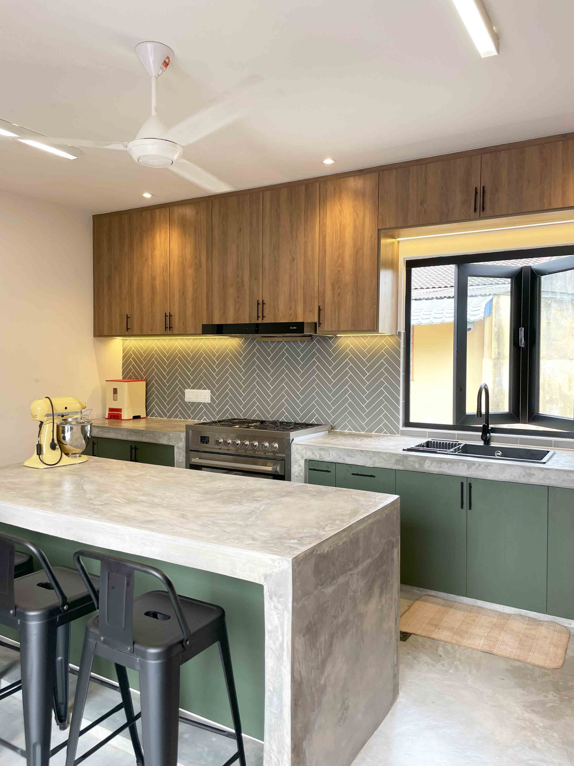 kitchen cabinet at Taman Gembira