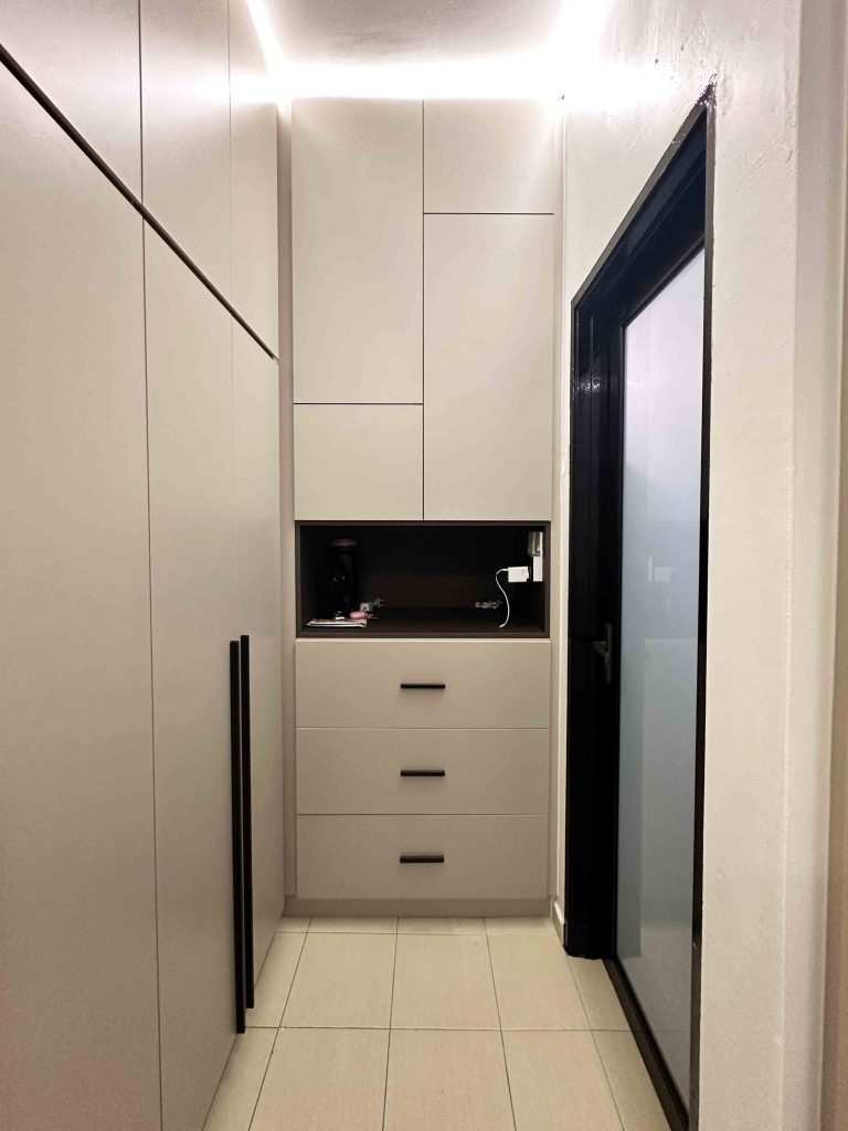 Wardrobe at Jalan Pulai Perdana