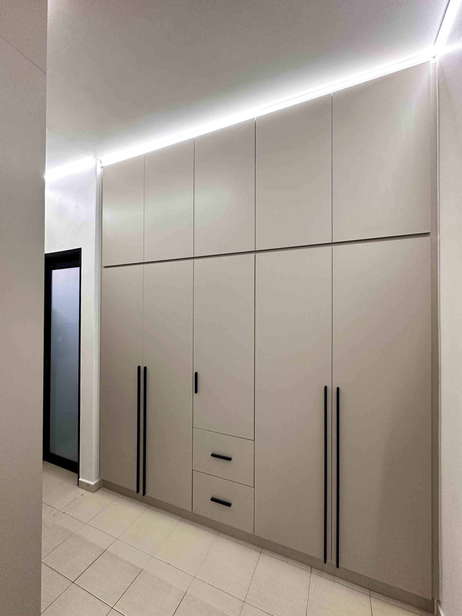 Wardrobe at Jalan Pulai Perdana