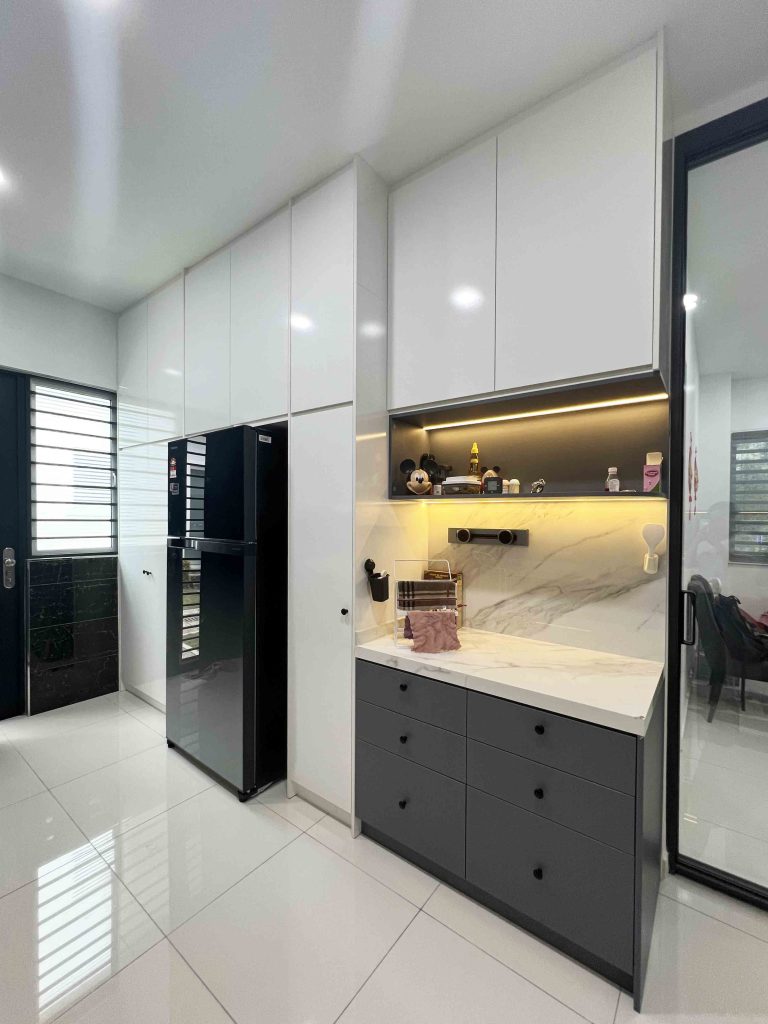 Kitchen Cabinet at eco forest