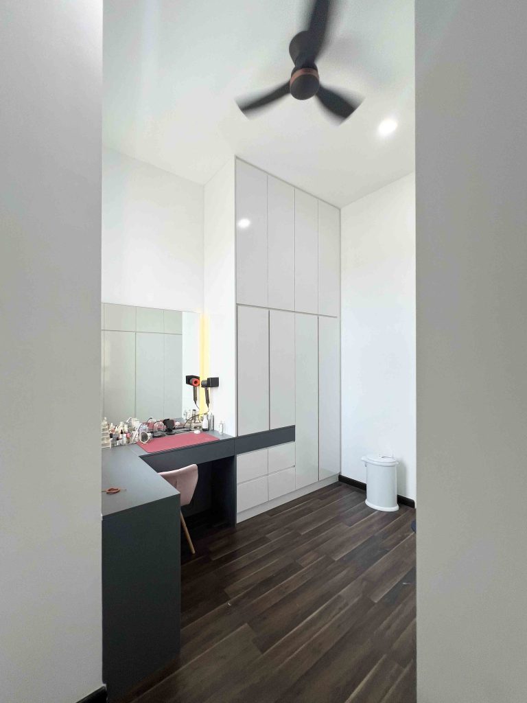 Wardrobe at eco forest