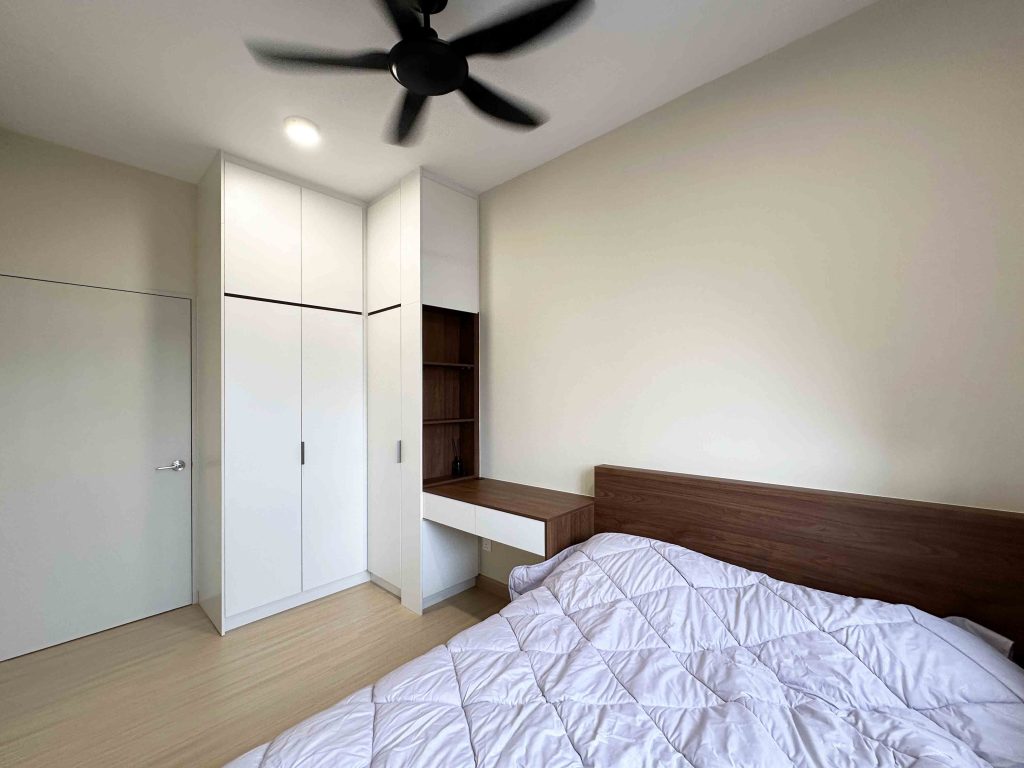 Wardrobe and Beches at Kuchai Sentral