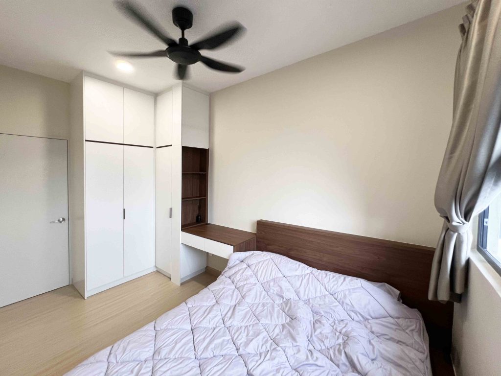 Wardrobe and Beches at Kuchai Sentral