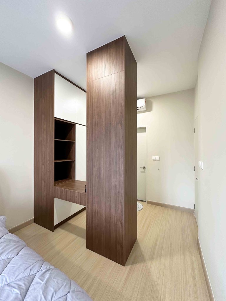 Wardrobe at Kuchai Sentral