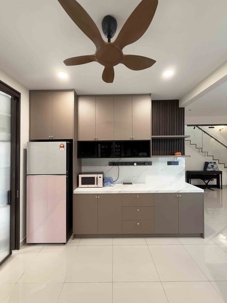 Kitchen Cabinet at Setia Alam