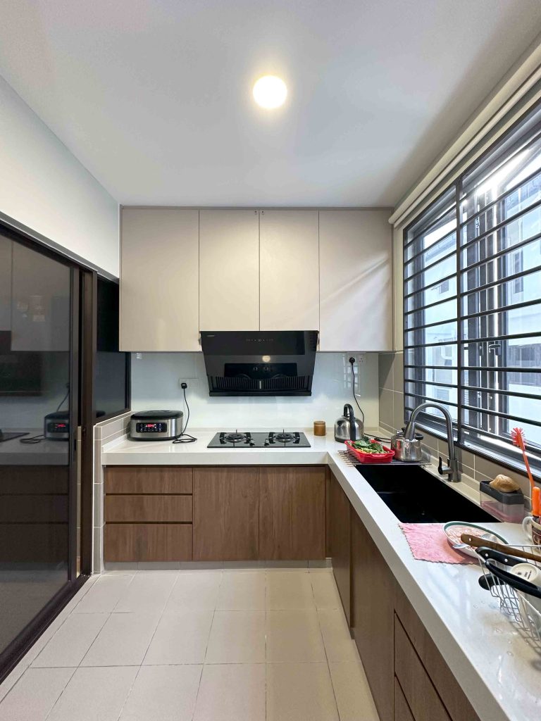 Kitchen Cabinet at Serenia City