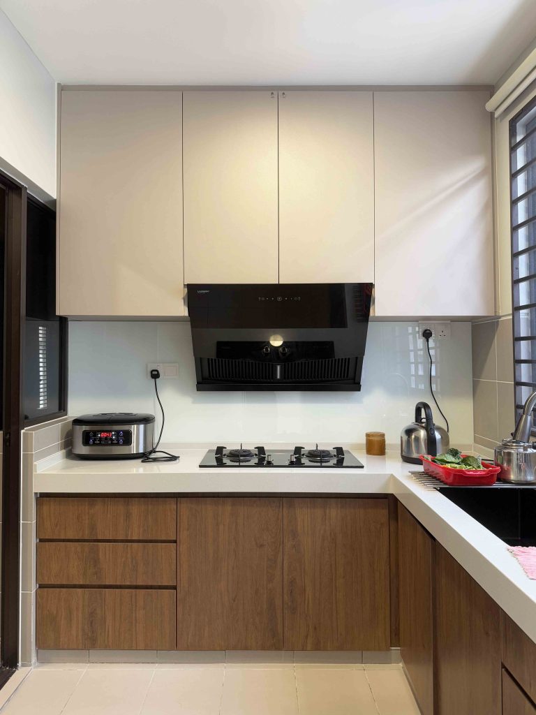 Kitchen Cabinet at Serenia City