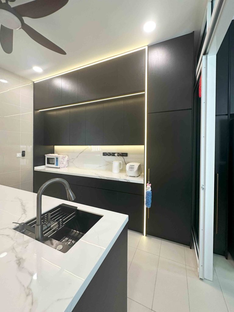 Kitchen Cabinet at Bandar Sri Sendayan