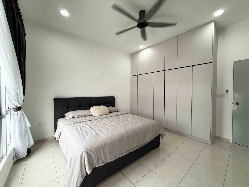 Wardrobe at Setia Ecohill