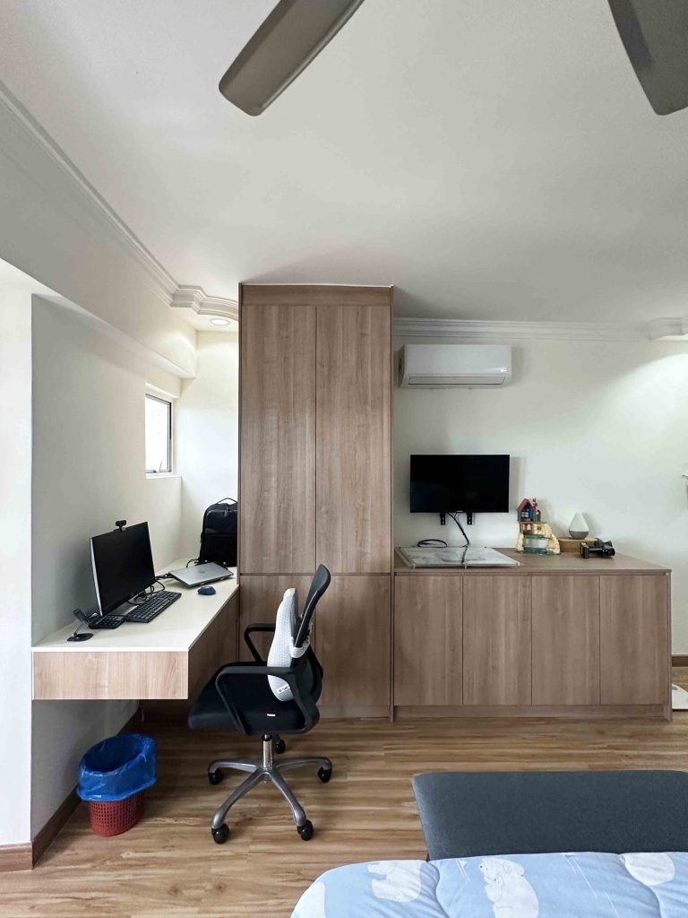 Study Table at Shang Villa Condominium